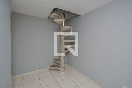 Casa para alugar com 1 quarto, 30m² em Jardim Nizia, São Paulo