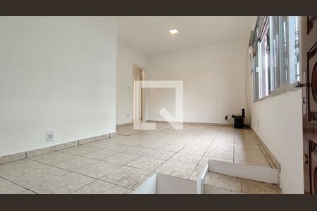 Casa à venda com 3 quartos, 130m² em Vila Pereira Barreto, São Paulo