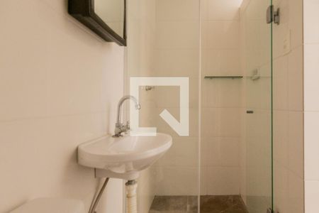 Banheiro da Suíte de casa para alugar com 3 quartos, 170m² em Vila Marari, São Paulo