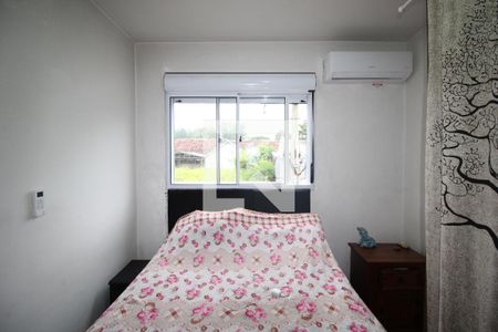 Quarto 1 de apartamento à venda com 2 quartos, 45m² em Rubem Berta, Porto Alegre