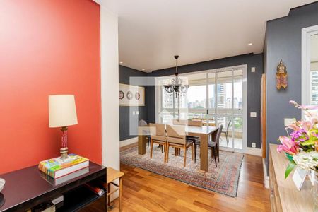 Apartamento à venda com 3 quartos, 234m² em Itaim Bibi, São Paulo