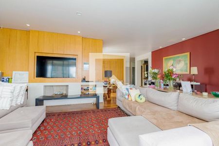 Apartamento à venda com 3 quartos, 234m² em Itaim Bibi, São Paulo