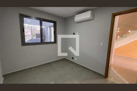 Quarto 1 de casa de condomínio à venda com 4 quartos, 388m² em Recreio dos Bandeirantes, Rio de Janeiro