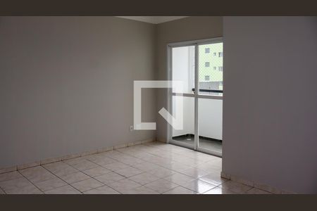 Sala de apartamento para alugar com 3 quartos, 95m² em Pinheirinho, Santo André