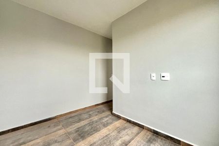 Quarto 1 de apartamento para alugar com 2 quartos, 40m² em Vila Paulista, São Paulo