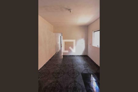 Casa para alugar com 2 quartos, 82m² em Fazenda da Juta, São Paulo