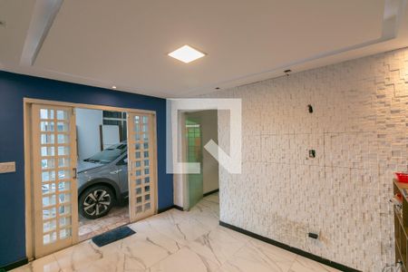 Casa à venda com 3 quartos, 210m² em Alípio de Melo, Belo Horizonte