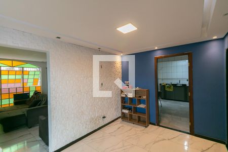 Casa à venda com 3 quartos, 210m² em Alípio de Melo, Belo Horizonte
