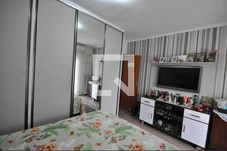 Suíte 1 de casa para alugar com 2 quartos, 120m² em Vila Sabrina, São Paulo