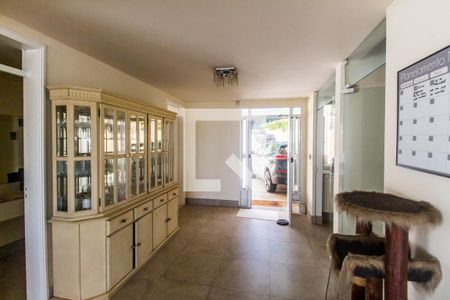 Sala de casa de condomínio à venda com 2 quartos, 700m² em Alphaville, Santana de Parnaíba