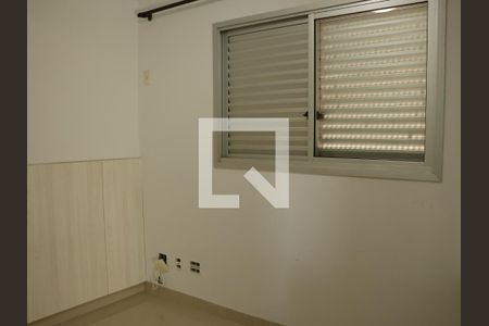 Quarto 1 de apartamento para alugar com 3 quartos, 93m² em Residencial Eldorado, Goiânia
