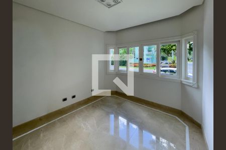 Foto 05 de casa de condomínio à venda com 4 quartos, 450m² em Alphaville Residencial Plus, Barueri