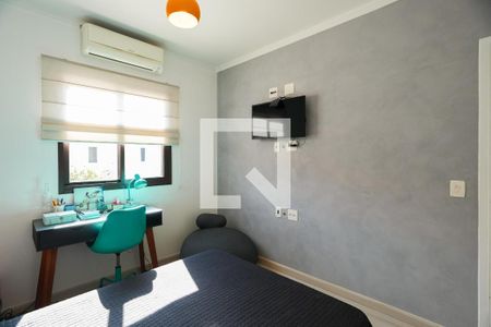 Foto 02 de casa de condomínio à venda com 3 quartos, 180m² em Tamboré, Santana de Parnaíba