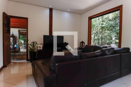 sala de tv de casa de condomínio à venda com 3 quartos, 1200m² em Casa Branca, Brumadinho