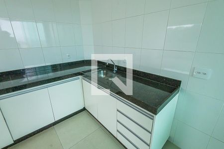 cozinha de apartamento à venda com 3 quartos, 73m² em Santa Rosa, Belo Horizonte
