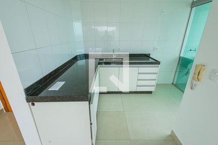 cozinha de apartamento à venda com 3 quartos, 73m² em Santa Rosa, Belo Horizonte