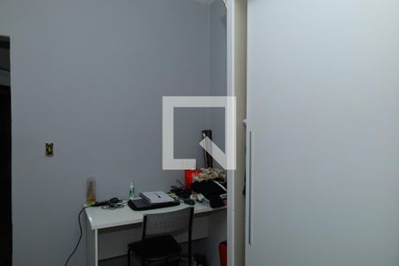 Quarto 1 de casa para alugar com 4 quartos, 100m² em Vila Campanela, São Paulo