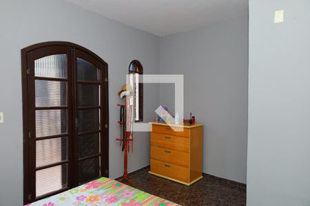 Quarto 2 de casa para alugar com 4 quartos, 100m² em Vila Campanela, São Paulo