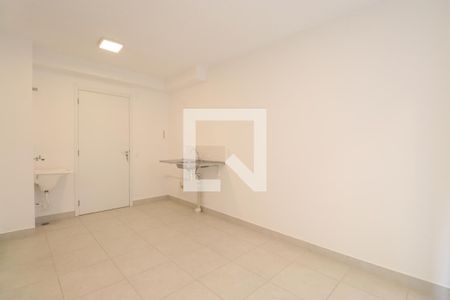 Sala/Cozinha/área de serviço  de apartamento para alugar com 2 quartos, 33m² em Bom Retiro, São Paulo