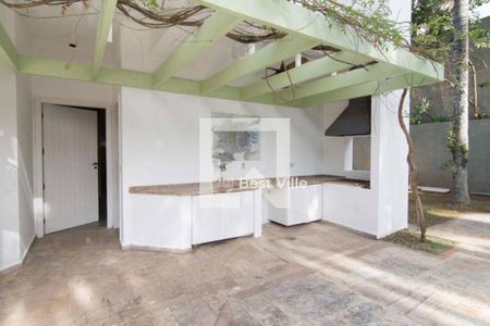 Casa à venda com 4 quartos, 780m² em Alphaville Industrial, Barueri