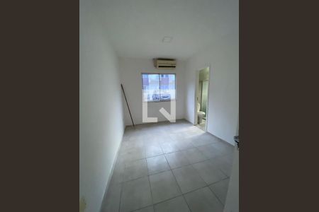 Quarto de casa de condomínio para alugar com 1 quarto, 70m² em Vargem Grande, Rio de Janeiro