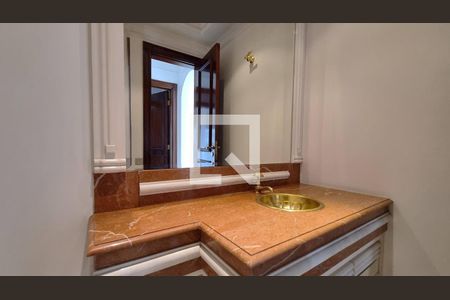 Apartamento à venda com 4 quartos, 276m² em Santa Cecilia, São Paulo