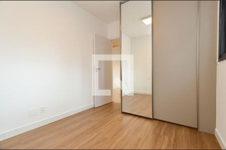Quarto 2 de apartamento para alugar com 2 quartos, 63m² em Lourdes, Belo Horizonte