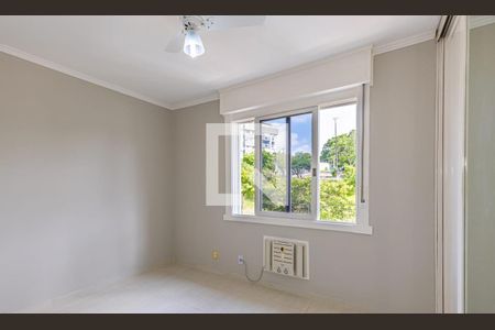 Quarto de apartamento à venda com 2 quartos, 70m² em Jardim do Salso, Porto Alegre