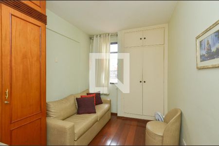 Quarto 1 de apartamento à venda com 2 quartos, 60m² em Santo Antônio, Belo Horizonte