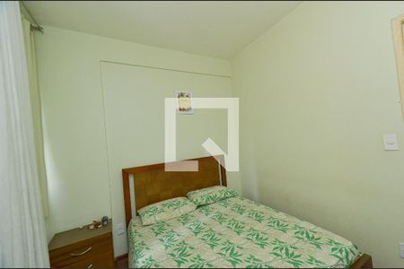 Quarto 2 de apartamento à venda com 2 quartos, 60m² em Santo Antônio, Belo Horizonte