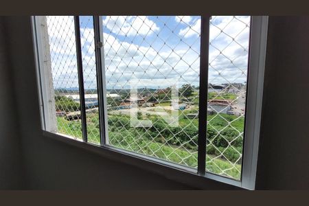 Apartamento para alugar com 2 quartos, 42m² em Jardim das Oliveiras, Itaquaquecetuba