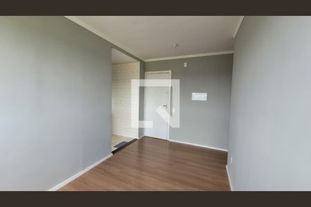 Sala de apartamento para alugar com 2 quartos, 42m² em Jardim das Oliveiras, Itaquaquecetuba