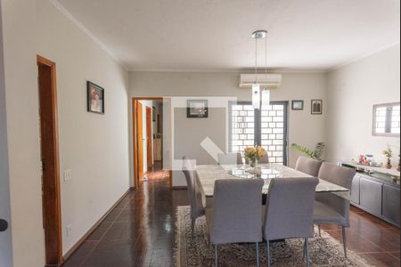 Sala de casa à venda com 4 quartos, 180m² em São Bernardo, Campinas