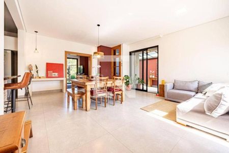 Casa à venda com 4 quartos, 330m² em Alphaville, Santana de Parnaíba