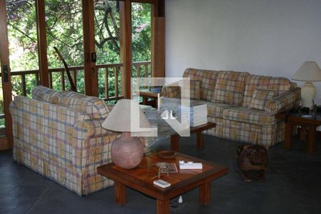 Casa à venda com 5 quartos, 720m² em Residencial Tres (Alphaville), Santana de Parnaíba