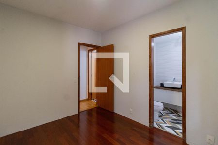 Suíte de apartamento à venda com 2 quartos, 75m² em Pompeia, São Paulo