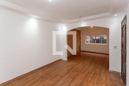 Sala de casa para alugar com 3 quartos, 200m² em Jardim Itapeva, São Paulo