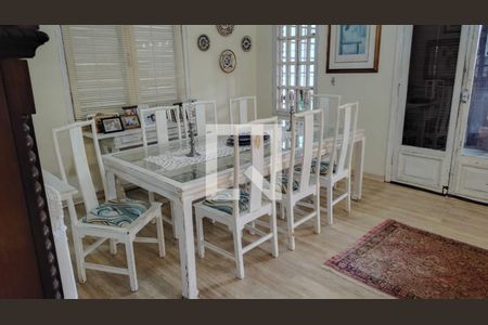 Casa para alugar com 4 quartos, 400m² em Granja Viana, Cotia