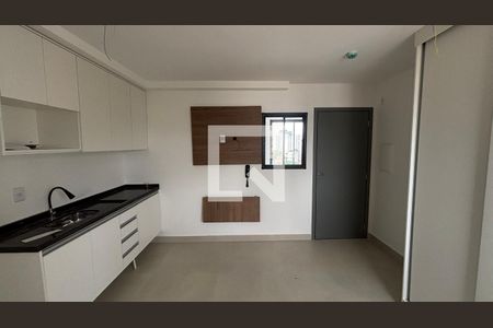 Quarto / Cozinha de kitnet/studio para alugar com 1 quarto, 23m² em Vila Sao Pedro, Santo André