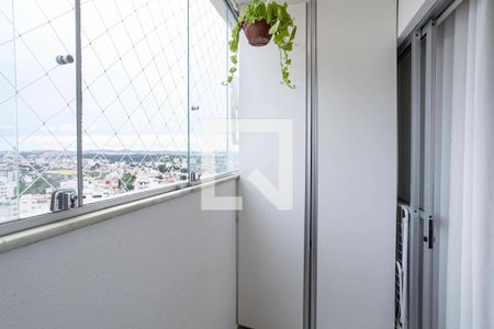 Varanda da sala de apartamento à venda com 3 quartos, 70m² em Ouro Preto, Belo Horizonte