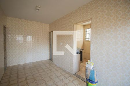 Sala de casa para alugar com 2 quartos, 85m² em Santa Catarina, São Gonçalo