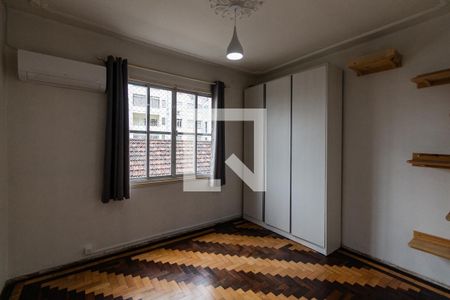 Quarto 1 de apartamento para alugar com 2 quartos, 82m² em Cidade Baixa, Porto Alegre