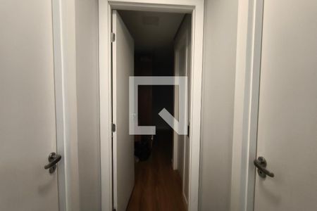 Corredor - Quartos de apartamento para alugar com 3 quartos, 87m² em Jardim das Cerejeiras, Campinas