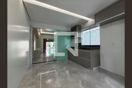 Casa para alugar com 4 quartos, 200m² em Granada, Uberlândia