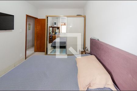 Quarto 1 de casa à venda com 3 quartos, 303m² em Padre Eustáquio, Belo Horizonte