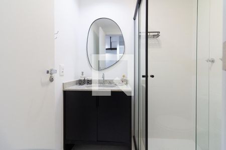 Banheiro de kitnet/studio para alugar com 1 quarto, 28m² em Butantã, São Paulo