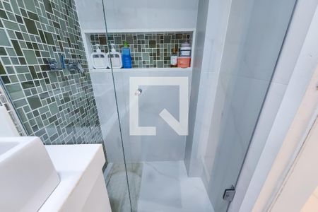 Banheiro Social  de apartamento à venda com 3 quartos, 194m² em Jardim Botânico, Rio de Janeiro