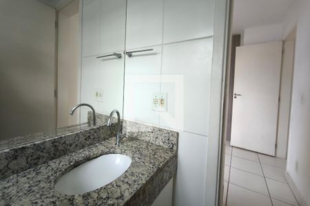 Banheiro Suíte de apartamento para alugar com 2 quartos, 55m² em Jardim Nova Europa, Campinas