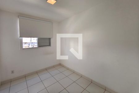 Quarto 2 de apartamento para alugar com 2 quartos, 55m² em Jardim Nova Europa, Campinas