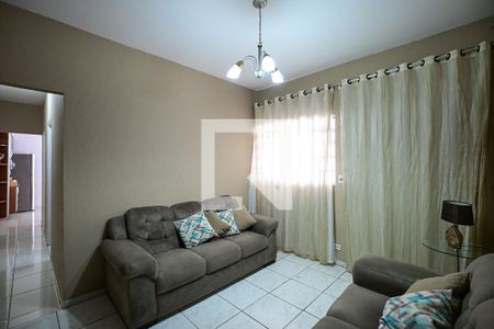 Sala de casa para alugar com 2 quartos, 112m² em Jardim Santa Cecilia, Taboão da Serra